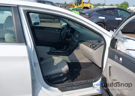 2017 Hyundai Sonata Se z USA, uszkodzony, nr VIN 5NPE24AF2HH549448